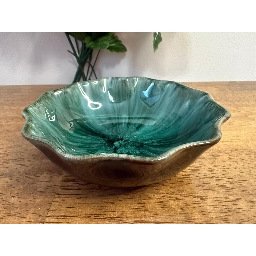 Vintage Blue Mountain Pottery Canada Green Drip Glaze Scalloped Dish Retro Decor